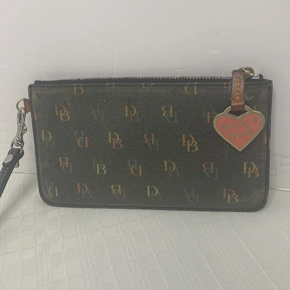 Vintage Dooney and Bourke oversized wristlet with rainbow zipper